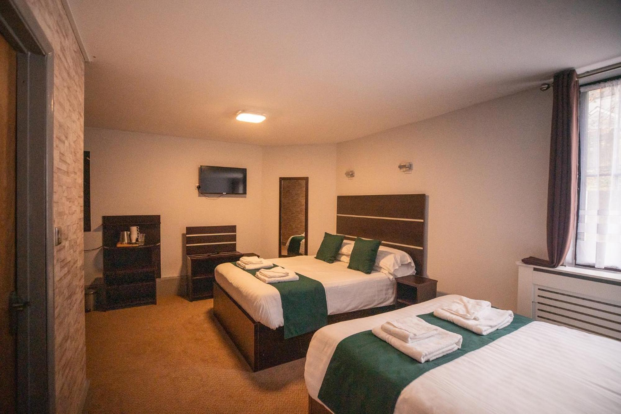 Level Inn Ebbw Vale Esterno foto