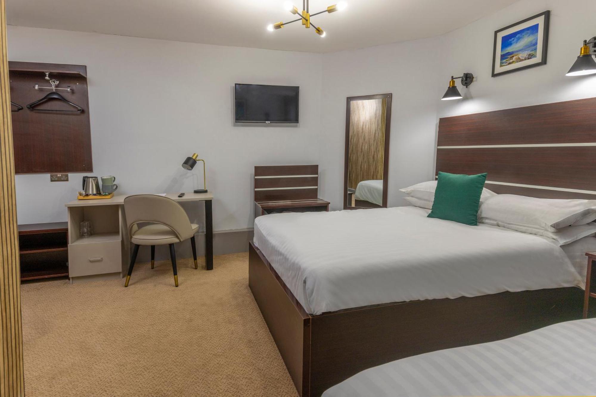 Level Inn Ebbw Vale Esterno foto